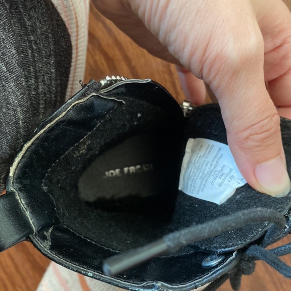 Girl’s Lace Up Black Boots - Picture 5 of 5